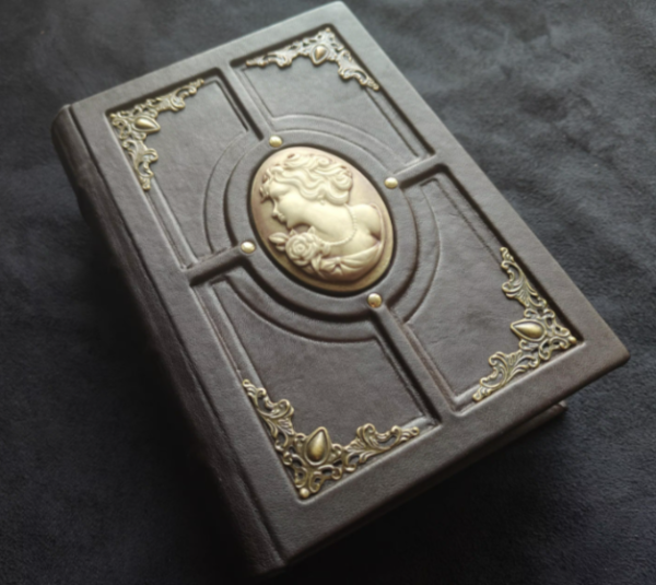 Personalization at Its Best: Custom Hardcover Book Printing Services