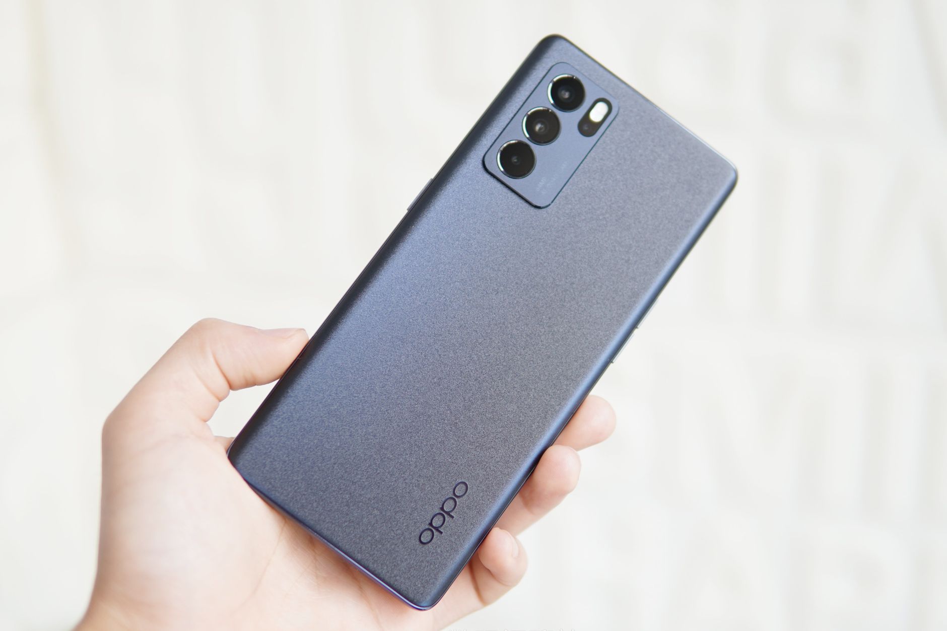 OPPO Reno 16c price hike